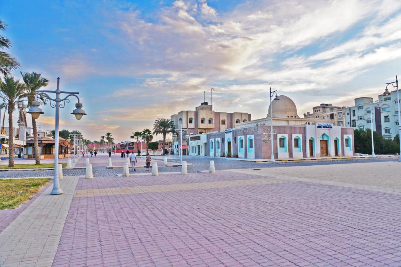 The Touristic Promenade Apartment Hurghada Exteriér fotografie